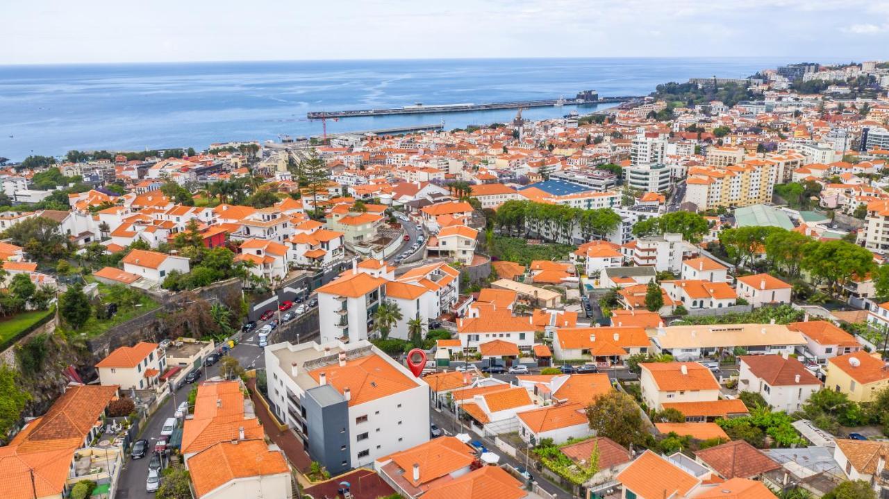 Green Apartment Funchal  Buitenkant foto